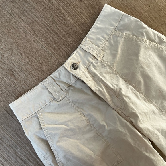 Hollister High-Rise Baggy Cargo Pants - Picture 4 of 6